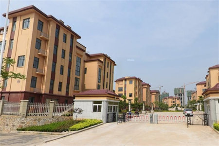 文化路小学学区房黄金三楼三室一厅80平米出售